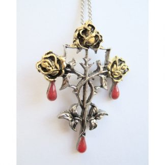 Blood Trinity Pendant has 3 golden roses with hanging red enamelled drops